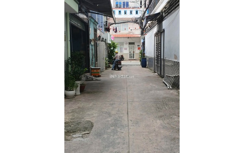 TÂN PHÚ- NGUYỄN HỮU TIẾN - 63M2 - 3 TẦNG - NGANG 5M - HẺM 5M OTO QUAY ĐẦU - NGAY ĐẠI HỌC CÔNG THƯƠNG - GIÁ 7.6 TỶ