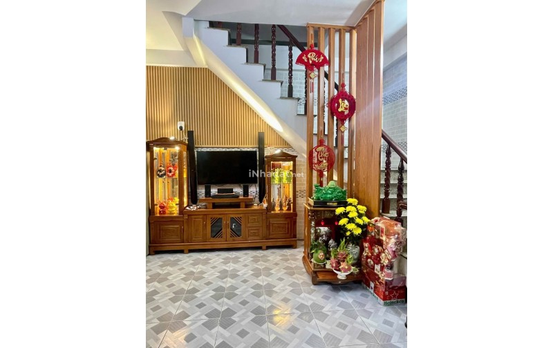 NHÀ TÂN PHÚ-BÌNH LONG- ĐI BỘ RA AEON - 46M² - 3 TẦNG - HẺM 4M OTO ĐỖ CỬA - NGANG BỀ THẾ 10M - NGAY AOEN MALL - CHỈ 5.3 TỶ TL.