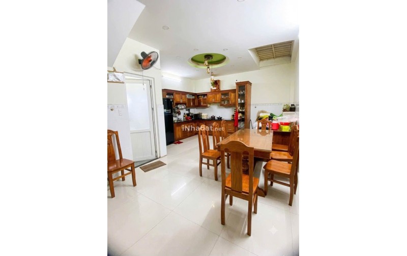 TÂN PHÚ- NGUYỄN HỮU TIẾN - 63M2 - 3 TẦNG - NGANG 5M - HẺM 5M OTO QUAY ĐẦU - NGAY ĐẠI HỌC CÔNG THƯƠNG - GIÁ 7.6 TỶ