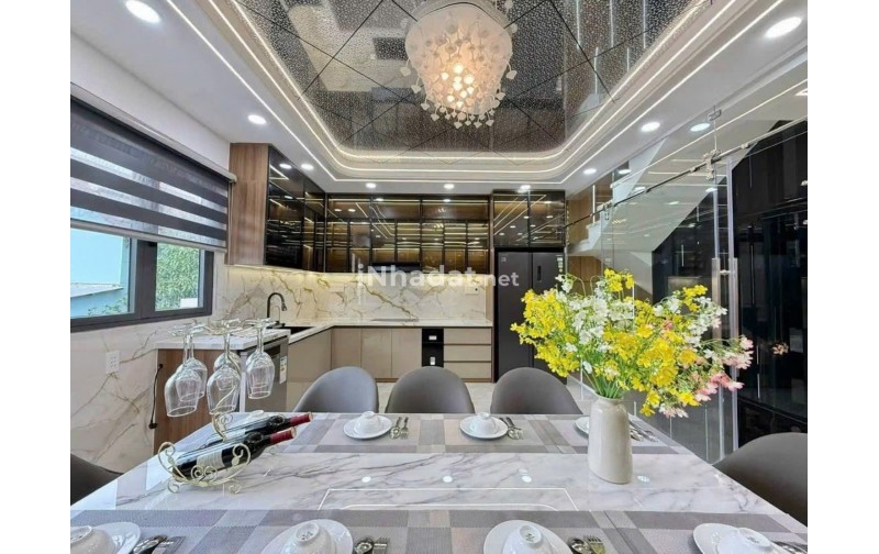 THẠNH XUÂN 38 – ĐƯỜNG 8M – THANG MÁY – GARA Ô TÔ – FULL NỘI THẤT – CHỈ 8,89 TỶ