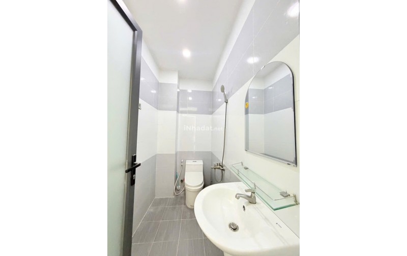 THẠNH LỘC 29 – ĐƯỜNG 8M – GARA Ô TÔ – 4PN – CHỈ 5,59 TỶ