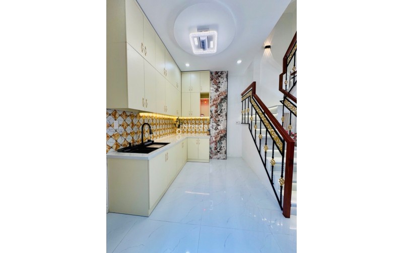 Bán Nhà Đẹp Âu Dương Lân Quận 8 – hẻm 4m  – 3 Tầng – Full Nội Thất