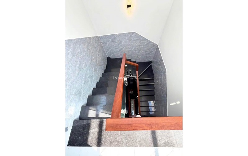NGUYỄN SÚY- QUẬN TÂN PHÚ - 65M² - 4 TẦNG - HẺM 6M, OTO NGỦ TRONG NHÀ - KHU PHÂN LÔ ĐỒNG BỘ- NGAY CHỢ TÂN HƯƠNG - CHỈ 8.9 TỶ TL.
