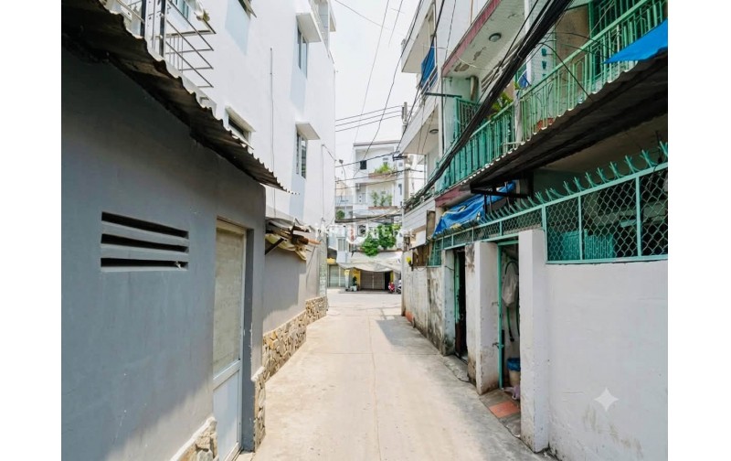 CHDV CAO CẤP 6 TẦNG THANG MÁY – 13 PHÒNG – KHOÁN 65TR/THÁNG