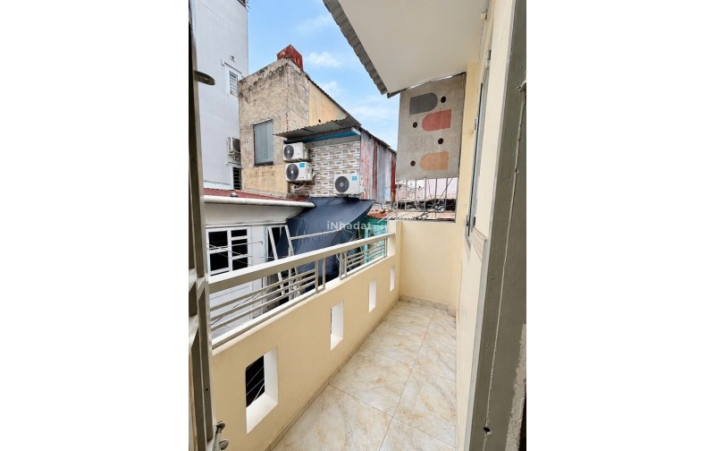Nhà Đoàn Văn Bơ Quận 4- Hẻm 3,5 m-2 Tầng 2Pn - giá 3 tỷ